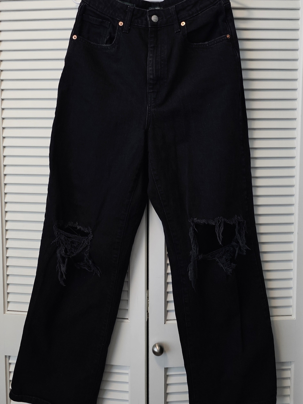 Wild Fable Black Baggy Ripped Knees Jeans Size 6